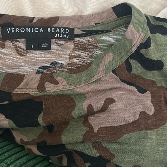 Veronica Beard Porter Puff Sleeve Camo Tee - Picture 5 of 5